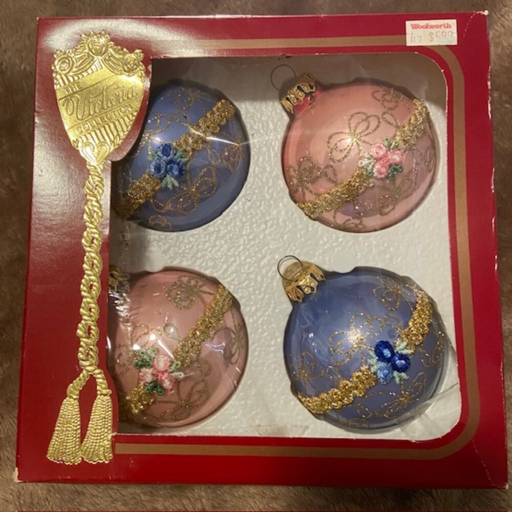 Vintage ~ VICTORIA Collection ~ Christmas Ornaments ~ Set of 4 ~ 2 Blue & 2 Pink